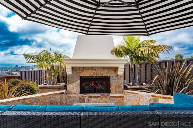 604 Camino de Orchidia, Encinitas, CA 92024