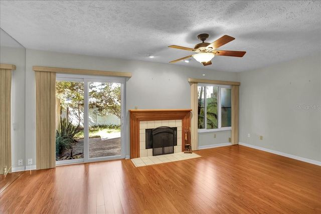 7905 LUXBURY PLACE, Tampa, FL 33614