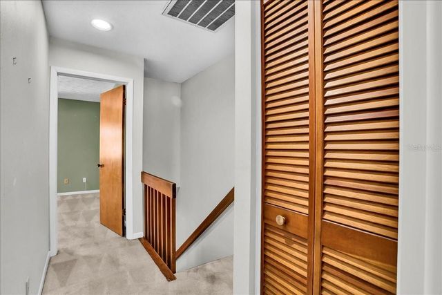 7905 LUXBURY PLACE, Tampa, FL 33614