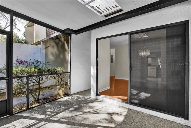 7905 LUXBURY PLACE, Tampa, FL 33614