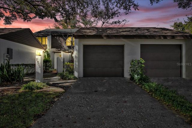 7905 LUXBURY PLACE, Tampa, FL 33614