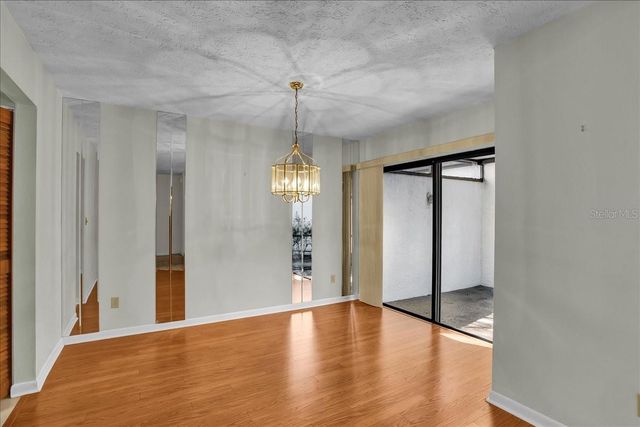 7905 LUXBURY PLACE, Tampa, FL 33614