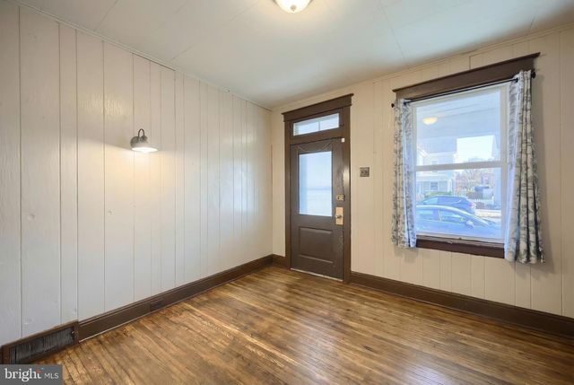 52 S 3RD ST, Mount Wolf, PA 17347