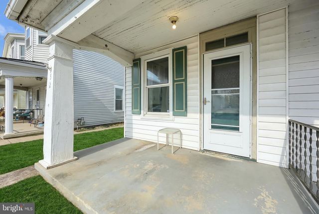 52 S 3RD ST, Mount Wolf, PA 17347