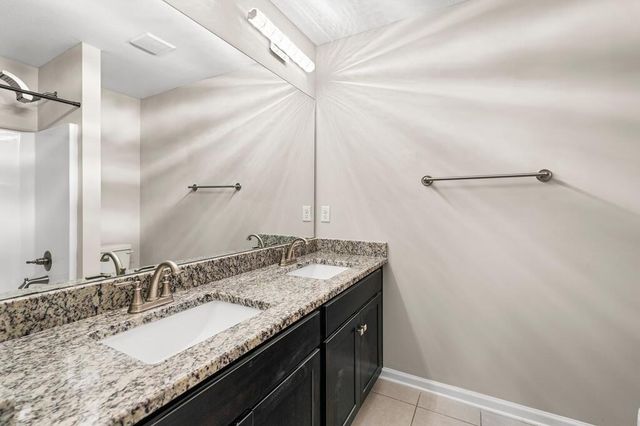 314 Red Oak Place, Smiths Station, AL 36877