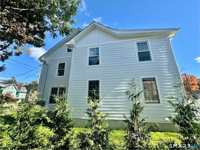 123 East Avenue, New Canaan, CT 06840