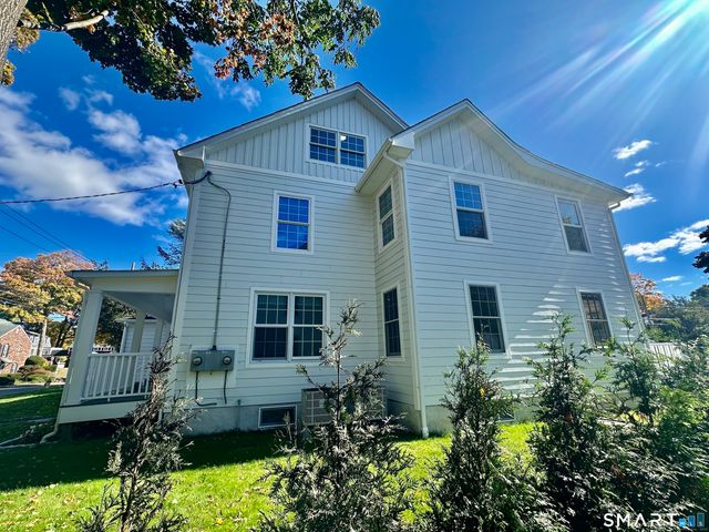 123 East Avenue, New Canaan, CT 06840
