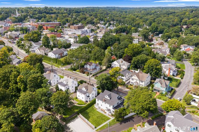 123 East Avenue, New Canaan, CT 06840