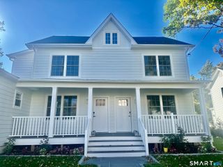 123 East Avenue, New Canaan, CT 06840