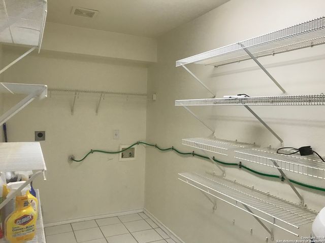 7126 lynn lake, San Antonio, TX 78244