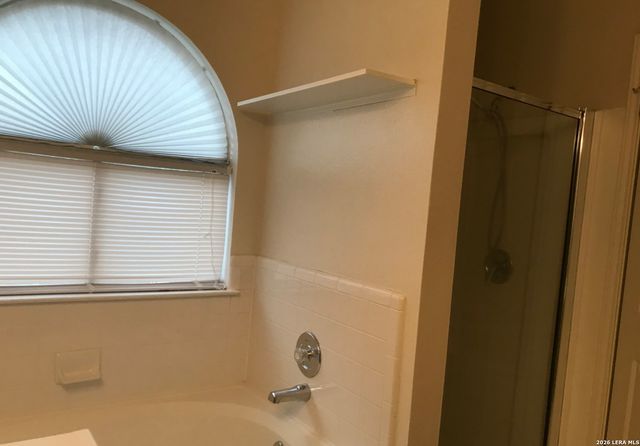 7126 lynn lake, San Antonio, TX 78244