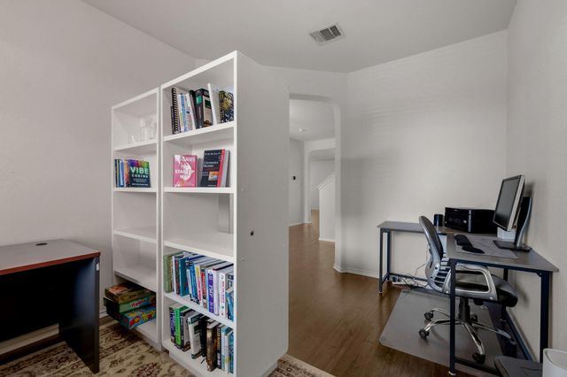 220 Saranac DR, Elgin, TX 78621