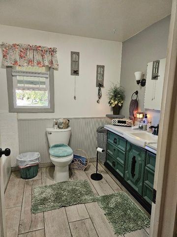 653 Center St, Princeton, CA 95970