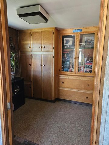 653 Center St, Princeton, CA 95970