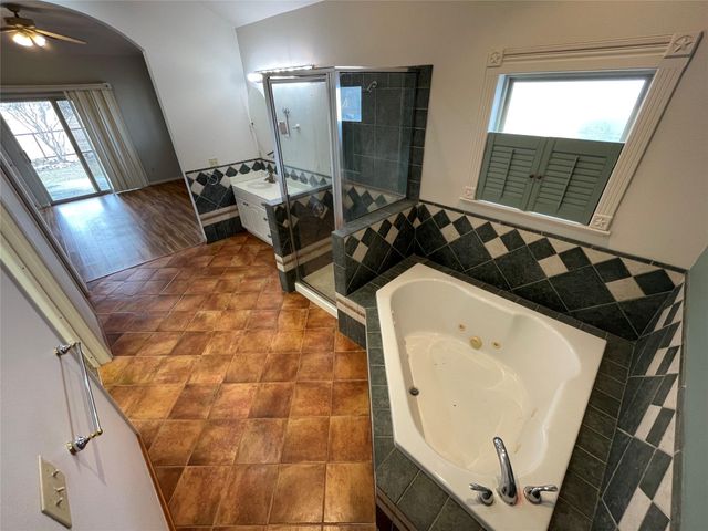 10106 Schmidt LN, Manor, TX 78653