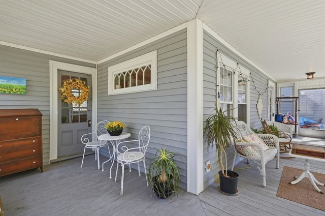 3 Maple Avenue, Hudson, NH 03051