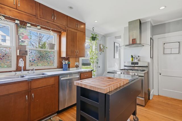 3 Maple Avenue, Hudson, NH 03051