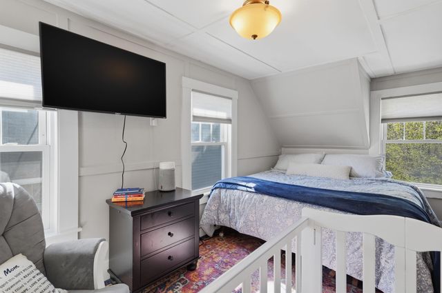 3 Maple Avenue, Hudson, NH 03051