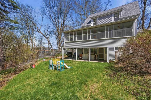 3 Maple Avenue, Hudson, NH 03051