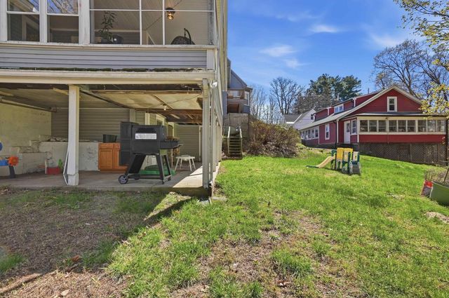 3 Maple Avenue, Hudson, NH 03051