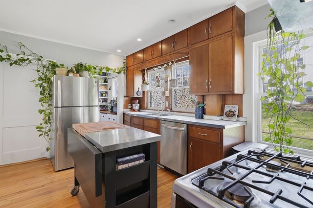 3 Maple Avenue, Hudson, NH 03051