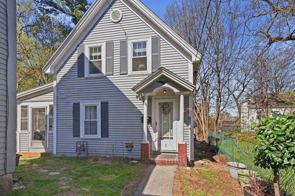 3 Maple Avenue, Hudson, NH 03051
