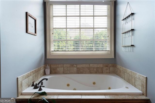 4 Creekstone Court SE, Cartersville, GA 30120