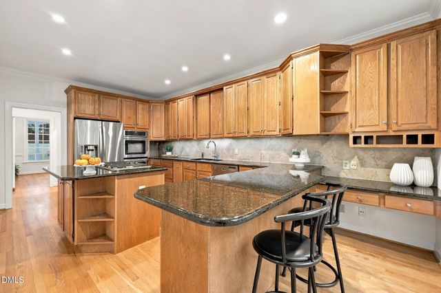 5601 N Hawthorne Way, Raleigh, NC 27613
