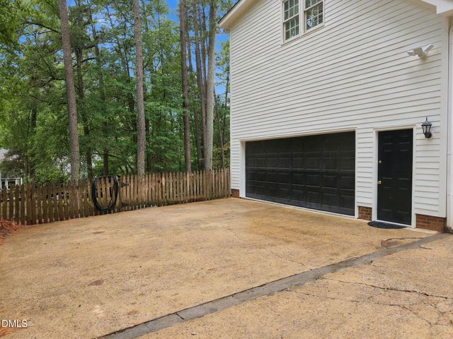 5601 N Hawthorne Way, Raleigh, NC 27613