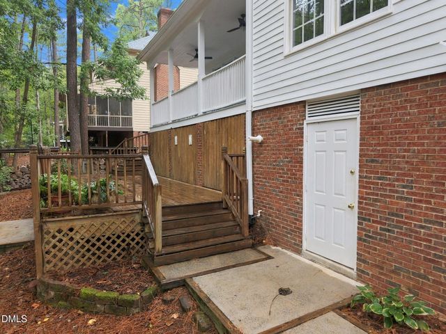 5601 N Hawthorne Way, Raleigh, NC 27613