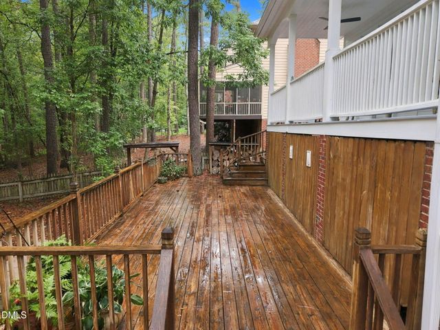 5601 N Hawthorne Way, Raleigh, NC 27613