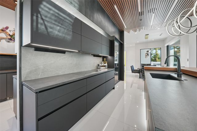 2104 Ainsley Court, Westlake, TX 76262