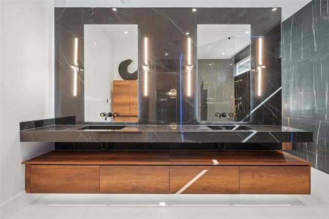 2104 Ainsley Court, Westlake, TX 76262