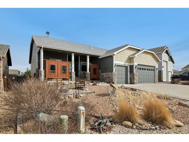 317 Kirkland Ln, Johnstown, CO 80534
