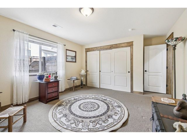 317 Kirkland Ln, Johnstown, CO 80534