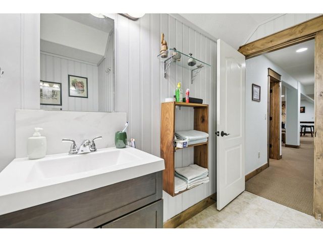 317 Kirkland Ln, Johnstown, CO 80534