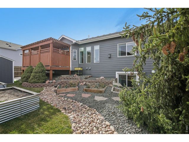 317 Kirkland Ln, Johnstown, CO 80534