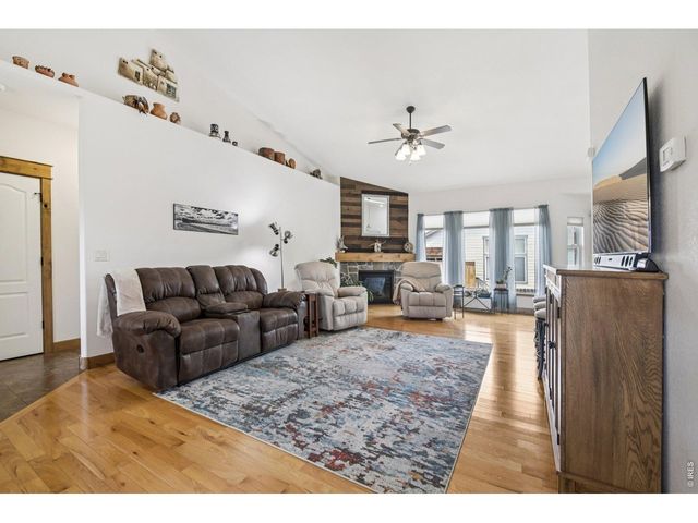 317 Kirkland Ln, Johnstown, CO 80534