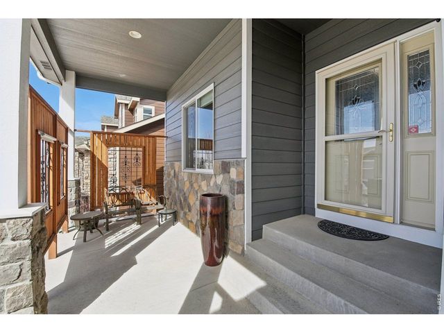 317 Kirkland Ln, Johnstown, CO 80534