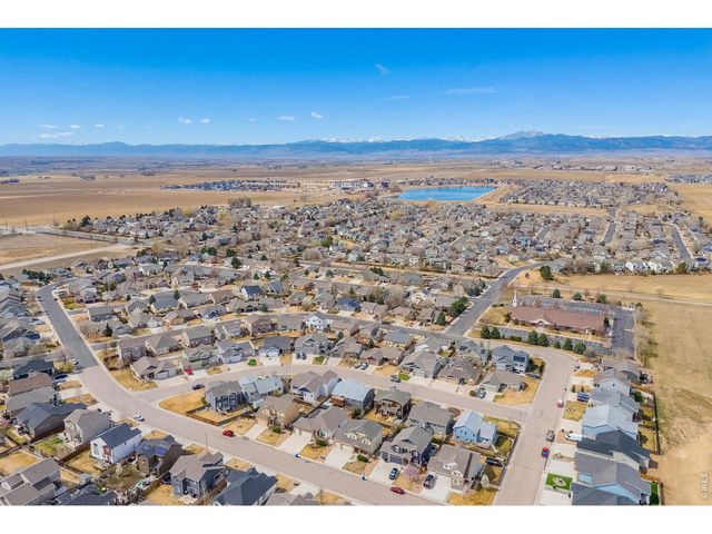 317 Kirkland Ln, Johnstown, CO 80534