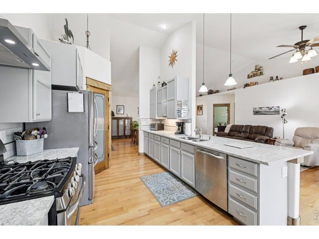 317 Kirkland Ln, Johnstown, CO 80534