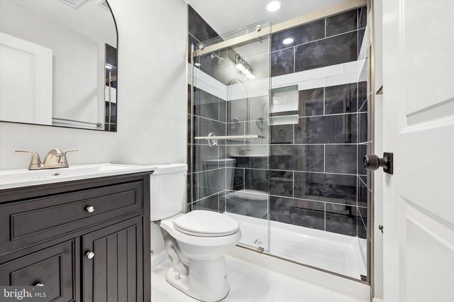 101 KINGWOOD LN, Levittown, PA 19055