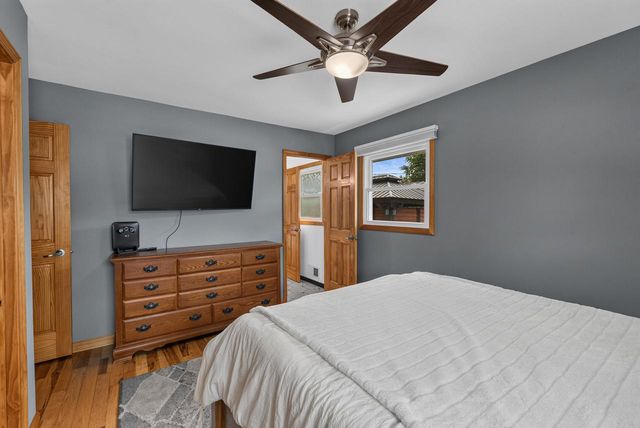 W243N6591 Westhaven DRIVE, Sussex, WI 53089