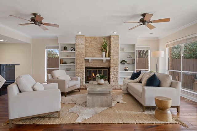 10601 Spicewood PKWY, Austin, TX 78750