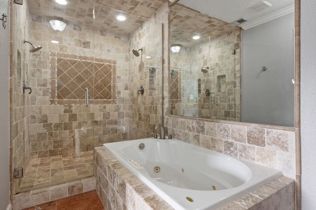 10601 Spicewood PKWY, Austin, TX 78750