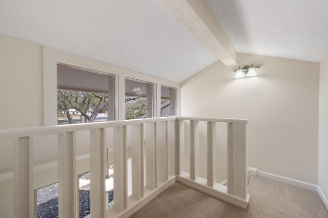 10601 Spicewood PKWY, Austin, TX 78750