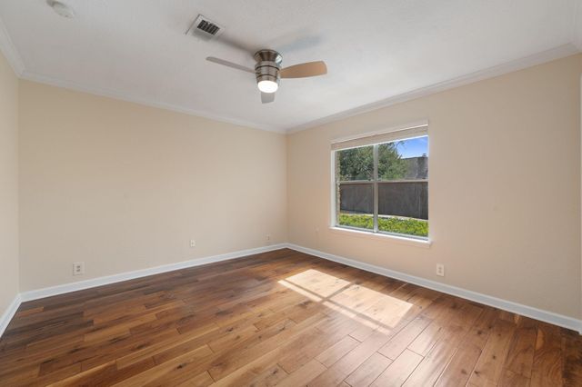 10601 Spicewood PKWY, Austin, TX 78750