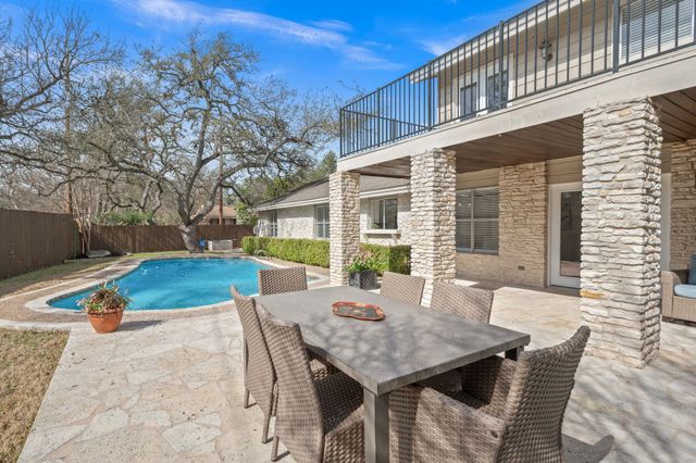 10601 Spicewood PKWY, Austin, TX 78750