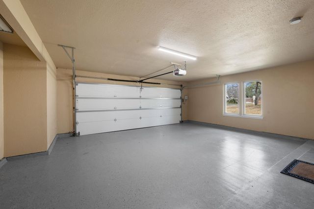 10601 Spicewood PKWY, Austin, TX 78750