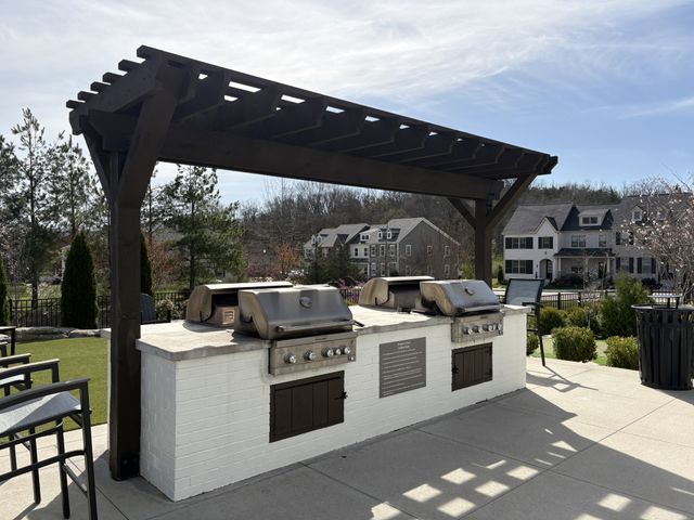 530 Vintage Green Ln, Franklin, TN 37064